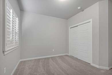 13708 Lago Vista Ave, Horizon City, TX 79928 - photo 4