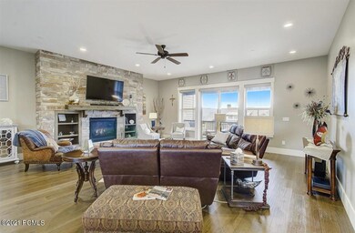33-E Viewside Cir-033
