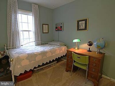 6801 Wild Rose Ct, Springfield, VA 22152 - photo 2