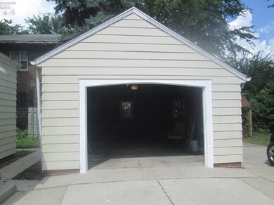 610 W Main St, Woodville, OH 43469 - photo 2