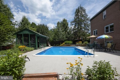 11406 Old Prospect Hill Rd, Glenn Dale, MD 20769 - photo 3