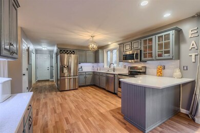 8 Stonehedge Rd, Windham, NH 03087 - photo 6