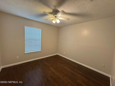 7818 Aquarius Cir S, Jacksonville, FL 32216 - photo 6