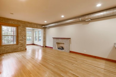 1471 W Foster Ave unit 1, Chicago, IL 60640 - photo 6