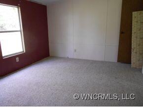 35 Thunder Bay Ln, Hendersonville, NC 28792 - photo 7