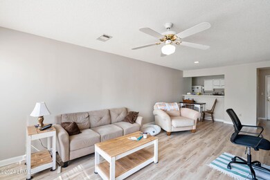 1231 Ladys Island Dr 220-13
