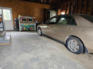 214 W Victoria St, Hale, MI 48739 - photo 2