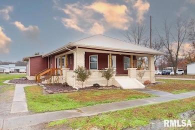 326 N Main St, Xenia, IL 62899 - photo 2