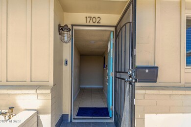 1702 W Eva St, Phoenix, AZ 85021 - photo 3