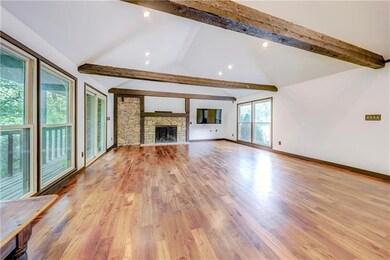 8401 Pflumm Rd, Lenexa, KS 66215 - photo 6