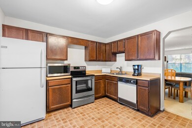 5945 First Landing Way unit 92, Burke, VA 22015 - photo 6