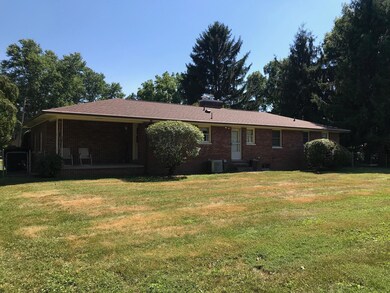 2410 Blue Valley Rd SE, Lancaster, OH 43130 - photo 4