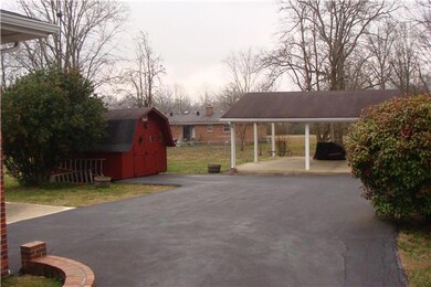 107 Sycamore Dr, Shelbyville, TN 37160 - photo 5