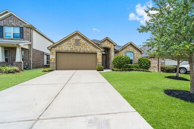 31735 Dover Oaks Ln, Spring, TX 77386 - photo 2