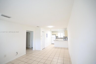 6165 W 22nd Ct unit 202, Hialeah, FL 33016 - photo 6