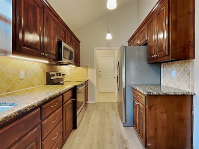 2205 Kaitlyn Dr, Weatherford, TX 76087 - photo 7