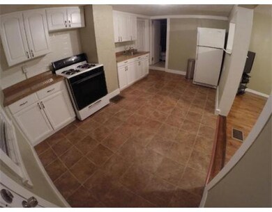 1059 Waverley St, Framingham, MA 01702 - photo 5