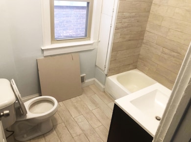 4 - Bathroom v1 Apr 22, 2 09 25 PM