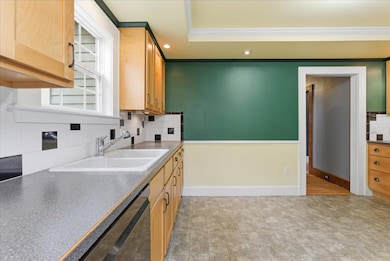 10 Greenwood Ave, Skowhegan, ME 04976 - photo 3