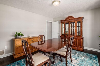 [004] 876 Dunvegan Cir, Pickeri