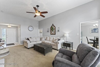 9502 Deer Trail Place, Louisville, KY 40228 - photo 6