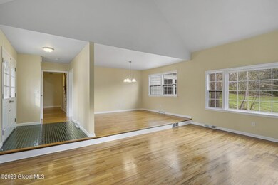 7-web-or-mls-2169-appletree-ln