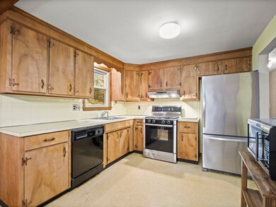 12 Pinetree Rd, Billerica, MA 01821 - photo 7