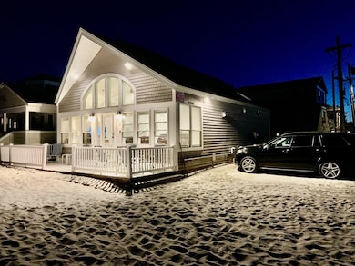 28 Concord Ave unit 3, Hampton, NH 03842 - photo 2