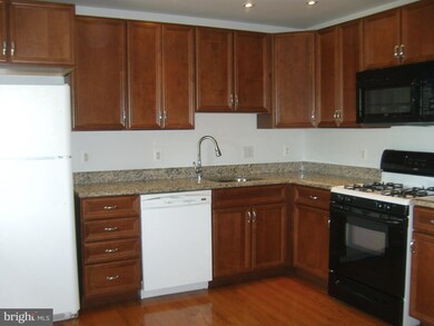 605 Mulberry Ln, Edgewood, MD 21040 - photo 3