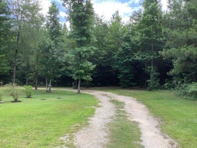 296 White Oak Ln, Lufkin, TX 75904 - photo 6