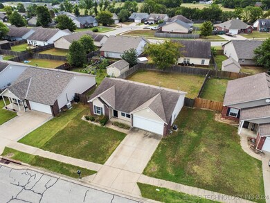 200 W Fairlane Place, Sapulpa, OK 74066 - photo 5