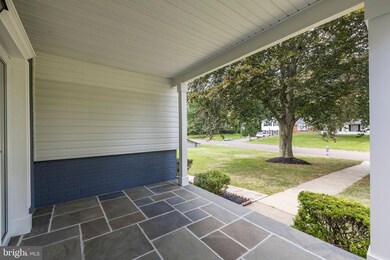 244 Forrest Dr, Chalfont, PA 18914 - photo 4