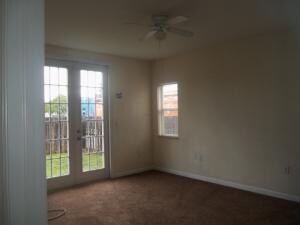 611 39th St, West Palm Beach, FL 33407 - photo 4