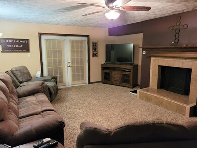 20353 Island Rd, Circleville, OH 43113 - photo 2
