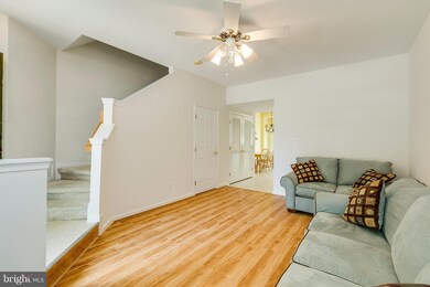 12480 Selkirk Cir, Bristow, VA 20136 - photo 3