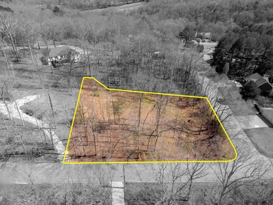 258 Creekside Dr, Florence, AL 35630 - photo 6