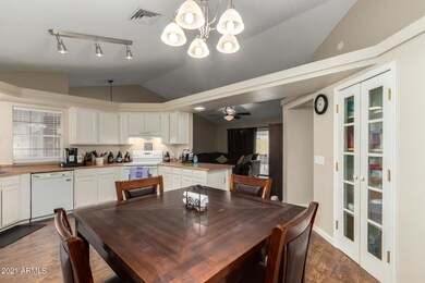 1434 E Sheffield Ave, Chandler, AZ 85225 - photo 7