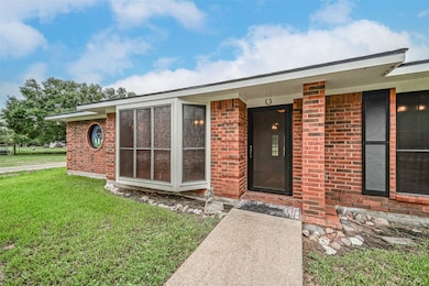 7201 Cemetary Rd, Manvel, TX 77578 - photo 6