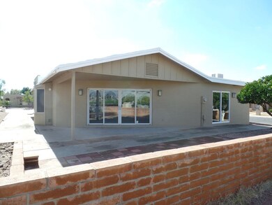 5338 E Lindstrom 005