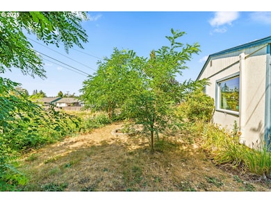 1623 S 11th St, Cottage Grove, OR 97424 - photo 7