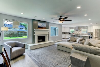 13419 Barryknoll Ln, Houston, TX 77079 - photo 5