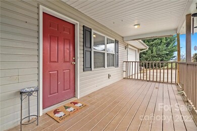 249 Roberts Rd, Asheville, NC 28806 - photo 5