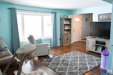 844 Sunset Ave, Sheffield Lake, OH 44054 - photo 7