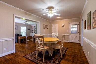 2112 Lullwater Rd, Albany, GA 31707 - photo 7