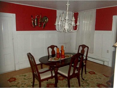 Dining Room. Family Meals can be easily accommodat
