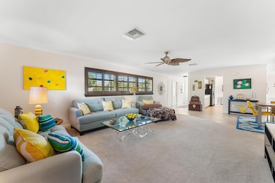 8415 Pine Tree Ln, West Palm Beach, FL 33406 - photo 6