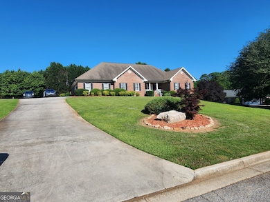 1205 Mill Creek Ln, Stockbridge, GA 30281 - photo 2