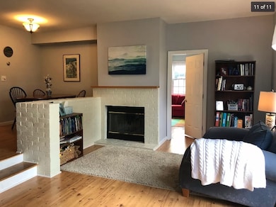 136 Hayes Ave, South Burlington, VT 05403 - photo 2