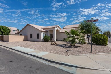 724 E Kesler Ln, Chandler, AZ 85225 - photo 3