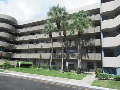 1100 Colony Point Cir unit 518, Pembroke Pines, FL 33026 - photo 4